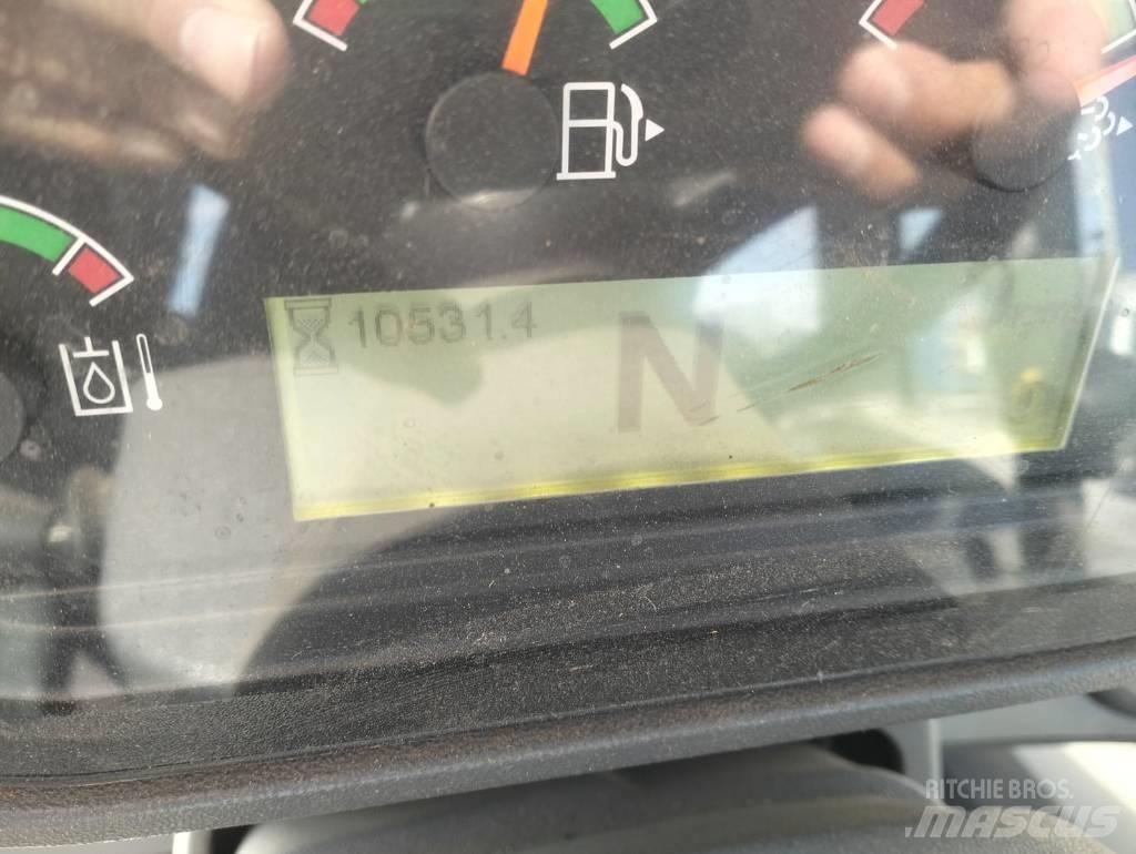 CAT 938 M Kolesové nakladače