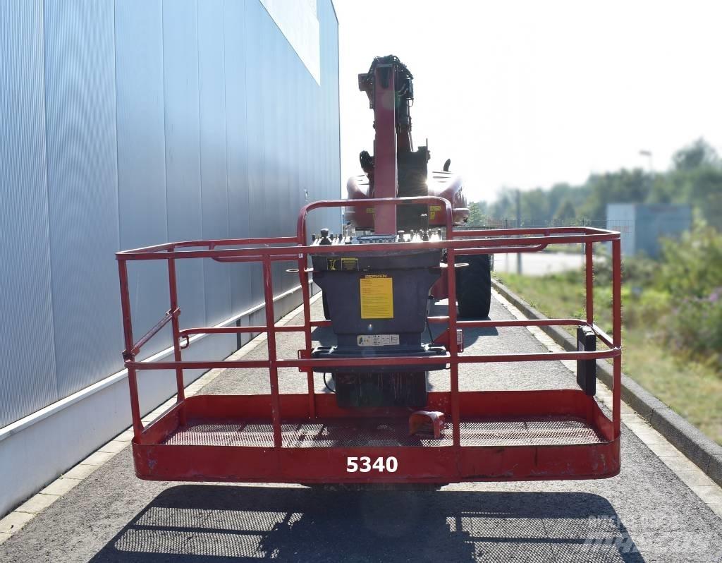 JLG 1250AJP Kĺbové plošiny