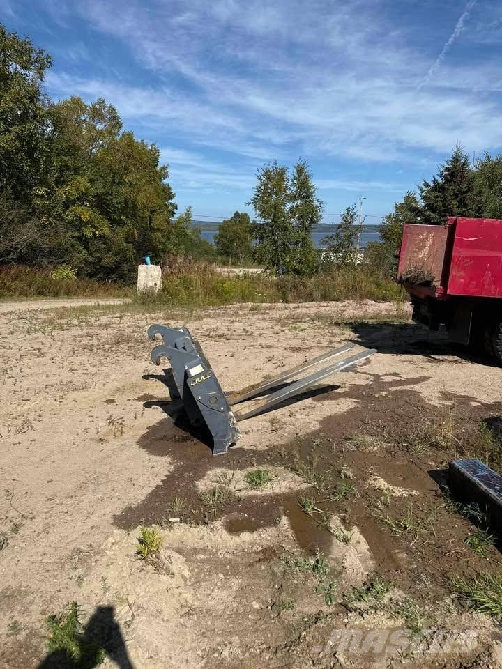 Hitachi ZW 140 Kolesové nakladače