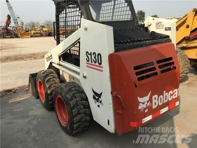 Bobcat S 130 Šmykom riadené nakladače