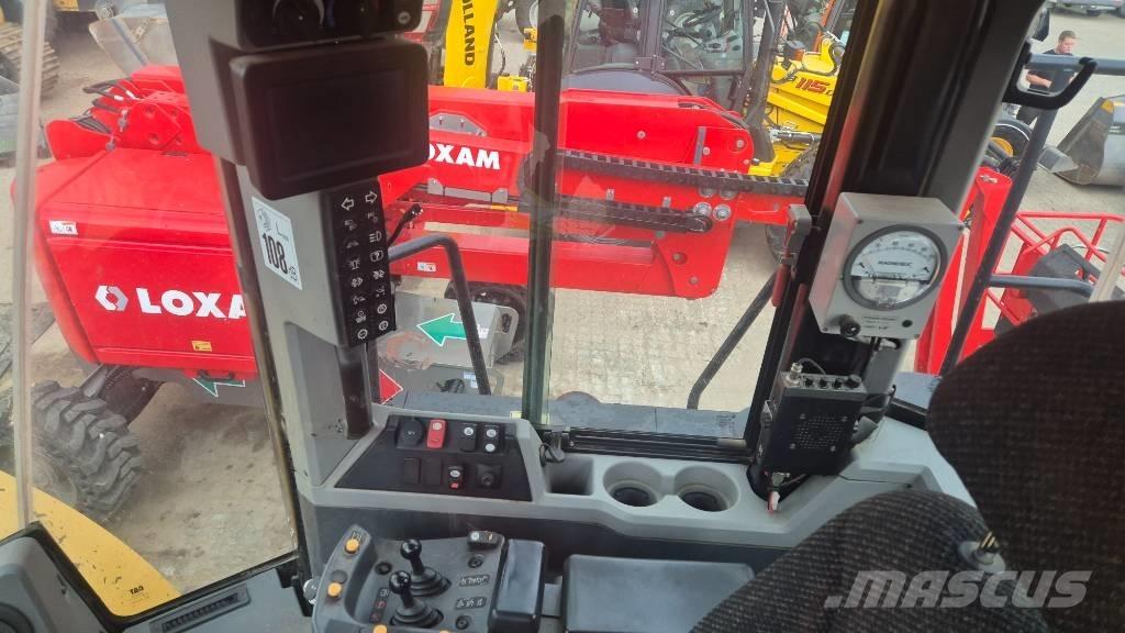 CAT 966 M Kolesové nakladače