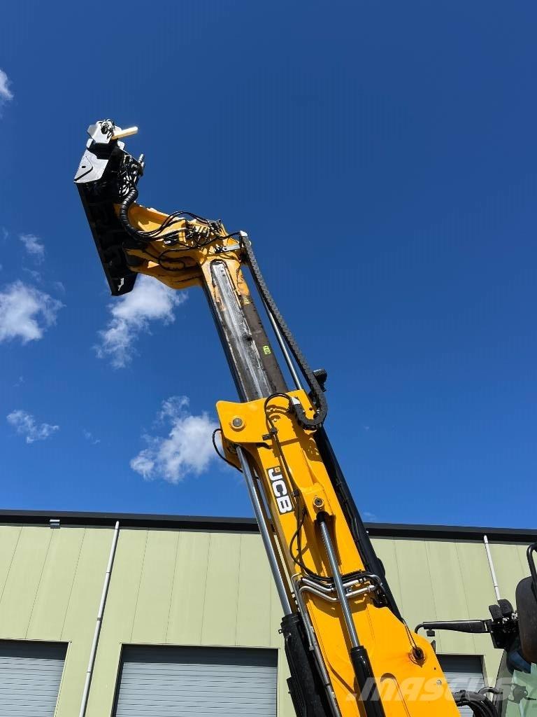 JCB TM 420 Teleskopické nakladače pre poľnohospodárstvo