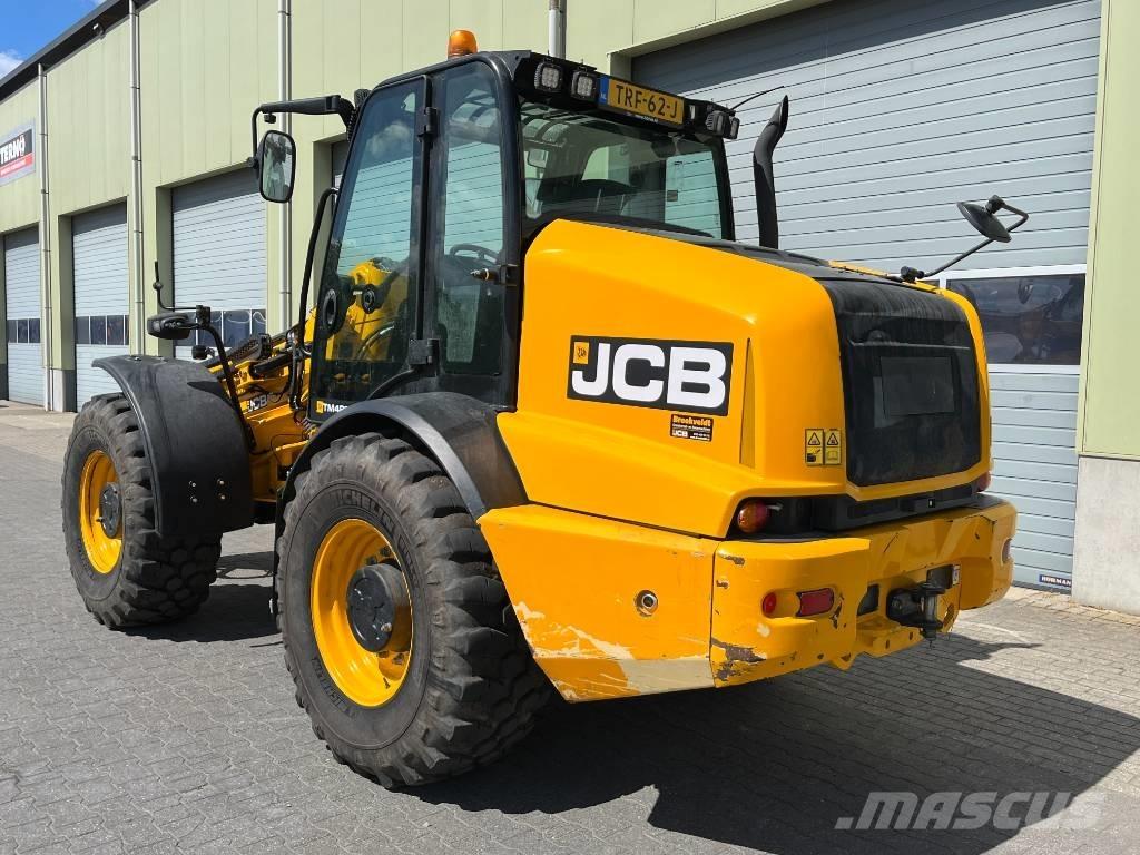 JCB TM 420 Teleskopické nakladače pre poľnohospodárstvo
