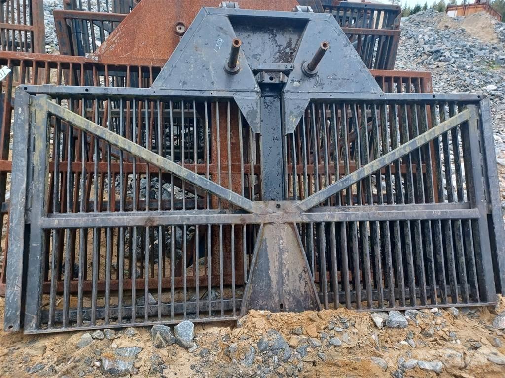 Komatsu 855.1 Ďalšie komponenty
