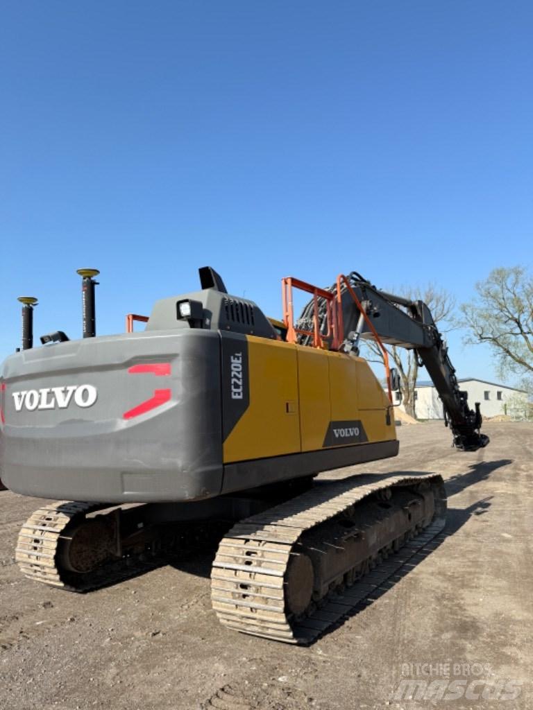 Volvo EC 220 EL Pásové rýpadlá