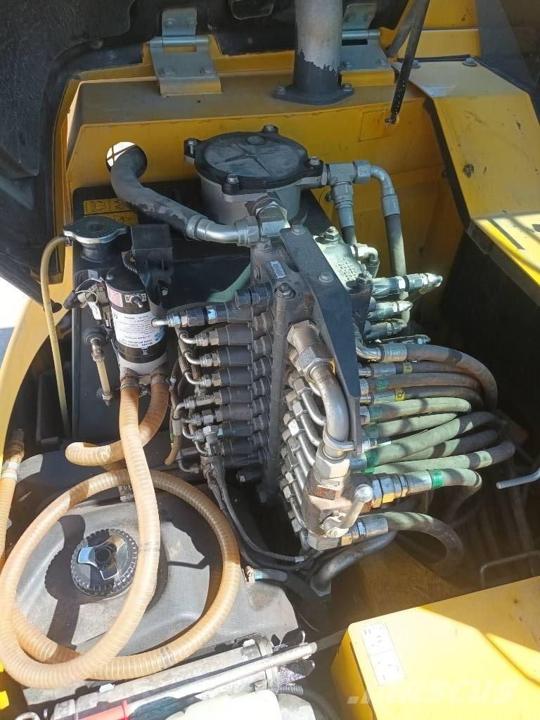 Komatsu PC 80 MR-3 Midi rýpadlá 7 t - 12 t