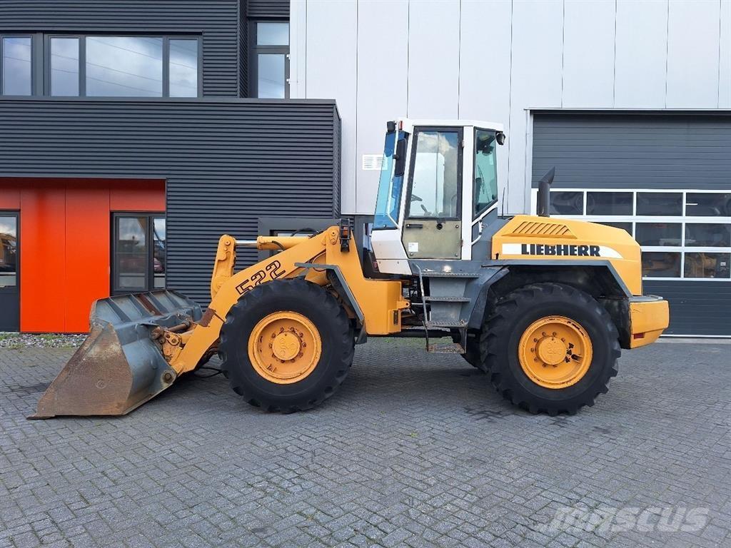 Liebherr L522 Kolesové nakladače
