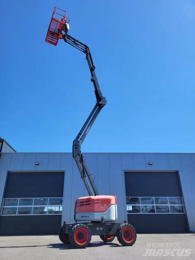 SkyJack SJ 46AJ Kĺbové plošiny