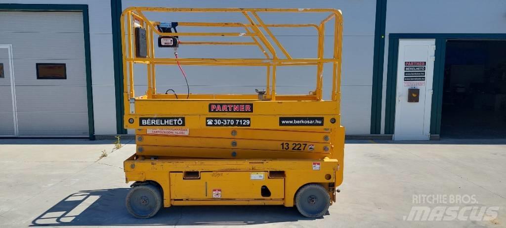 Haulotte Compact 10 Nožnicové zdvíhacie plošiny