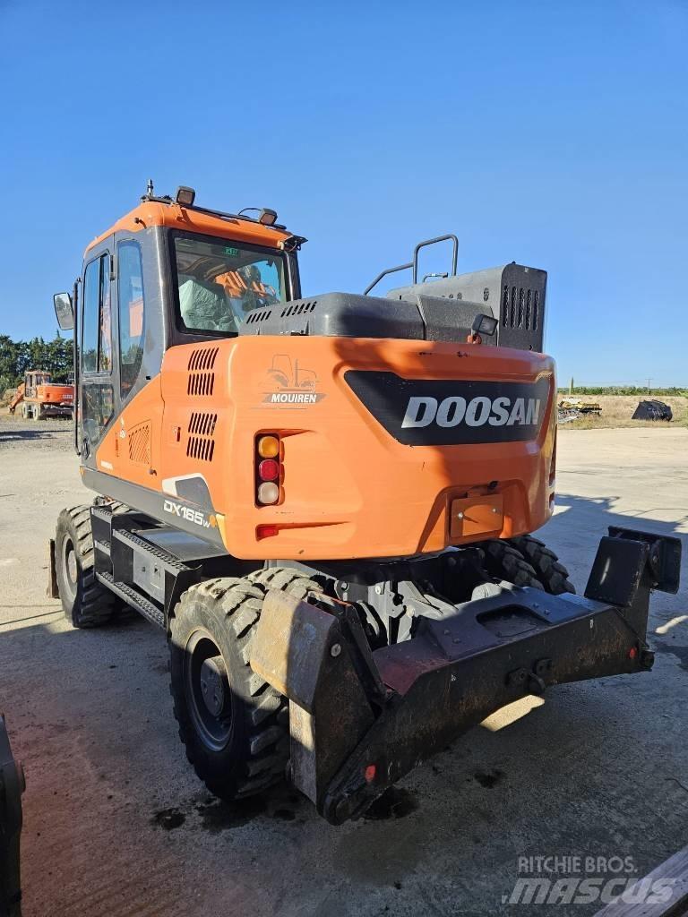 Doosan DX 165 W-5 Kolesové rýpadlá