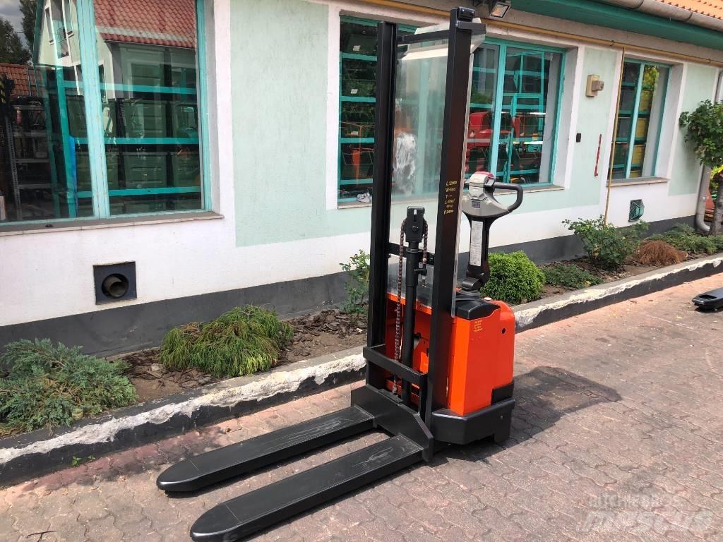 BT S10 V-3267 Ručné paletové vozíky