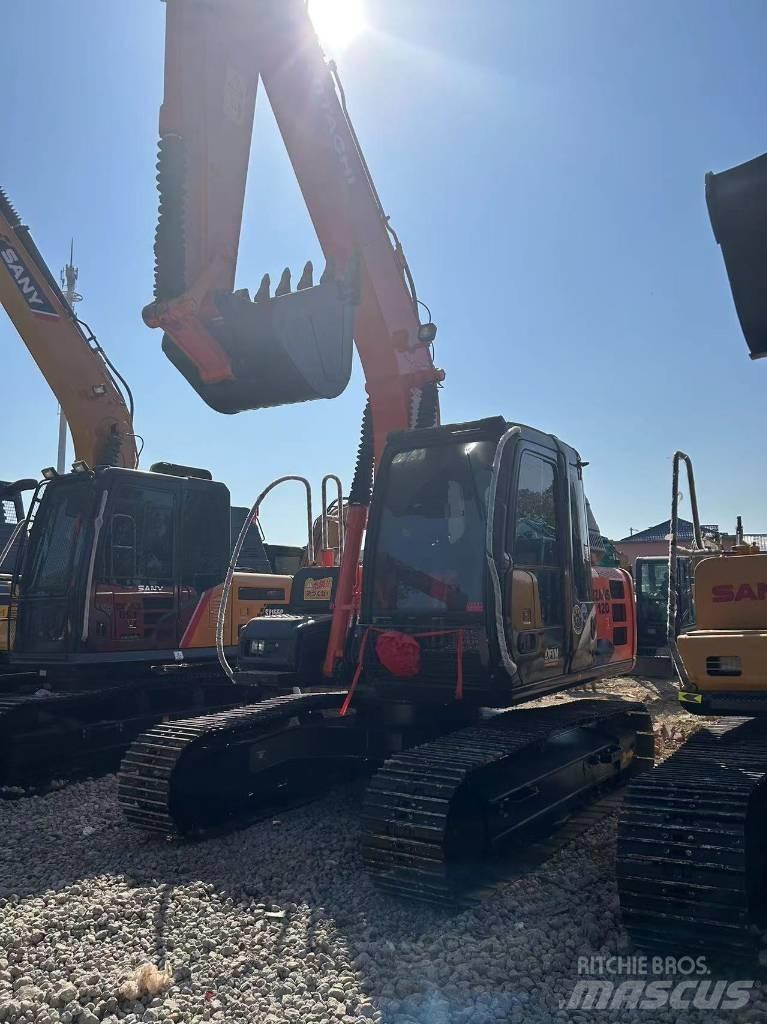Hitachi ZX 120 Midi rýpadlá 7 t - 12 t