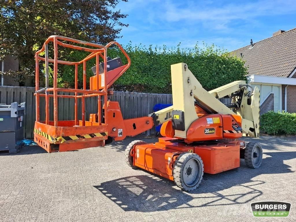 JLG N35E Kĺbové plošiny