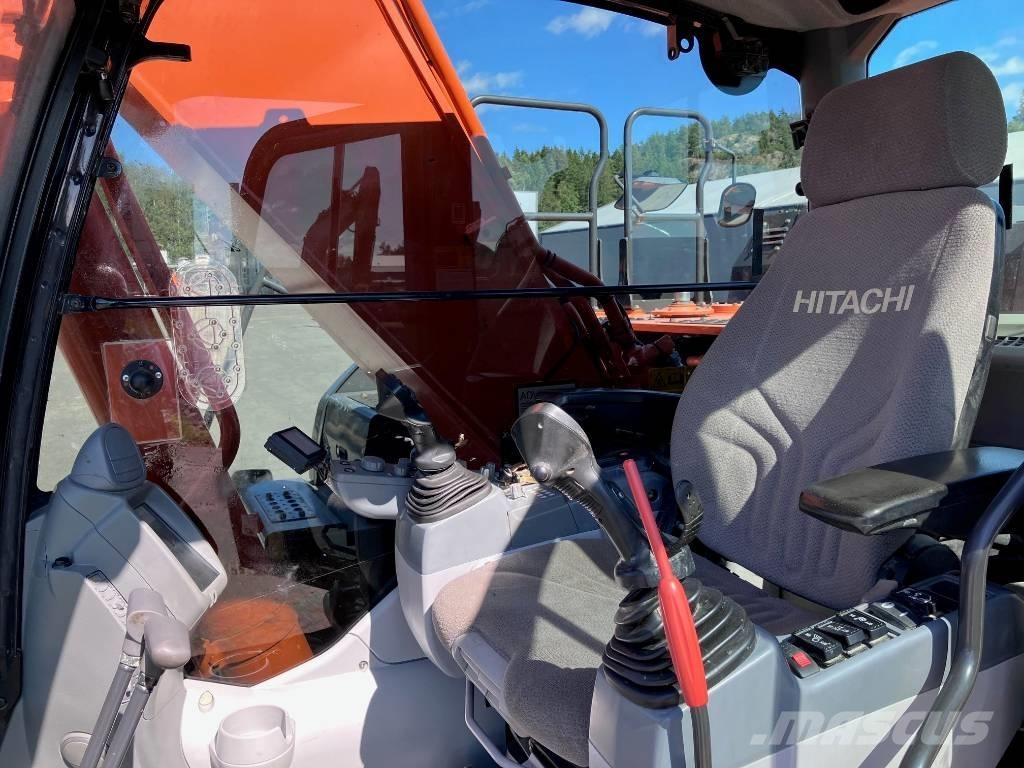 Hitachi ZX 300 LC-6 Pásové rýpadlá