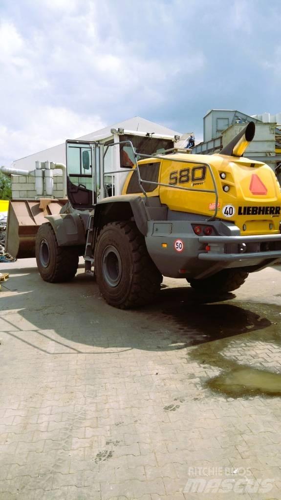 Liebherr L 580 Kolesové nakladače