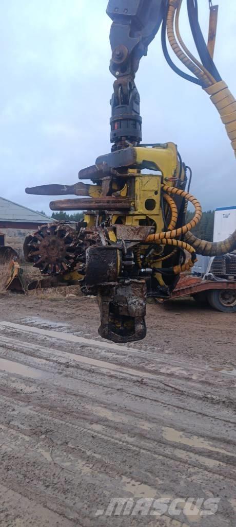 John Deere 770 D Harvestory