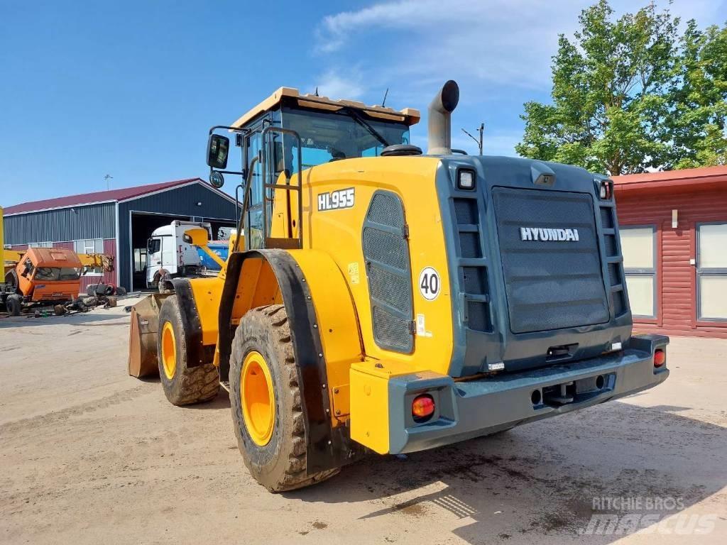 Hyundai HL 955 Kolesové nakladače