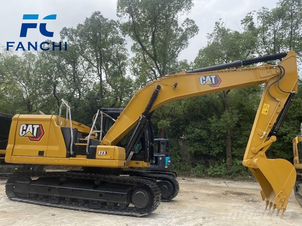 CAT 323 Pásové rýpadlá