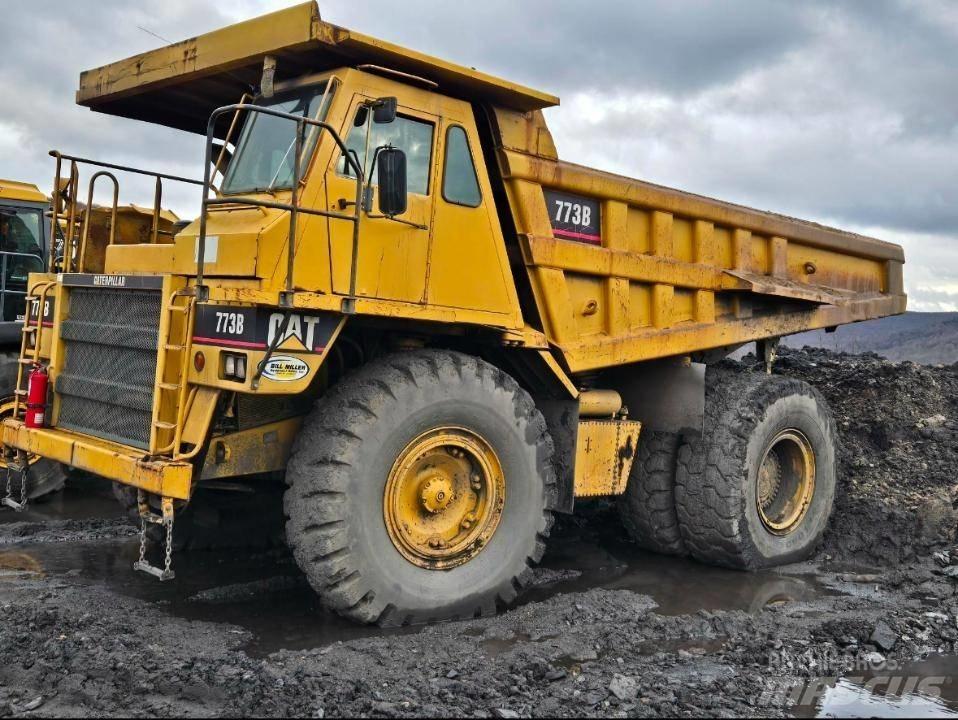 CAT 773 B Kĺbové nákladné autá
