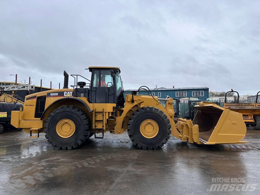 CAT 980H Kolesové nakladače