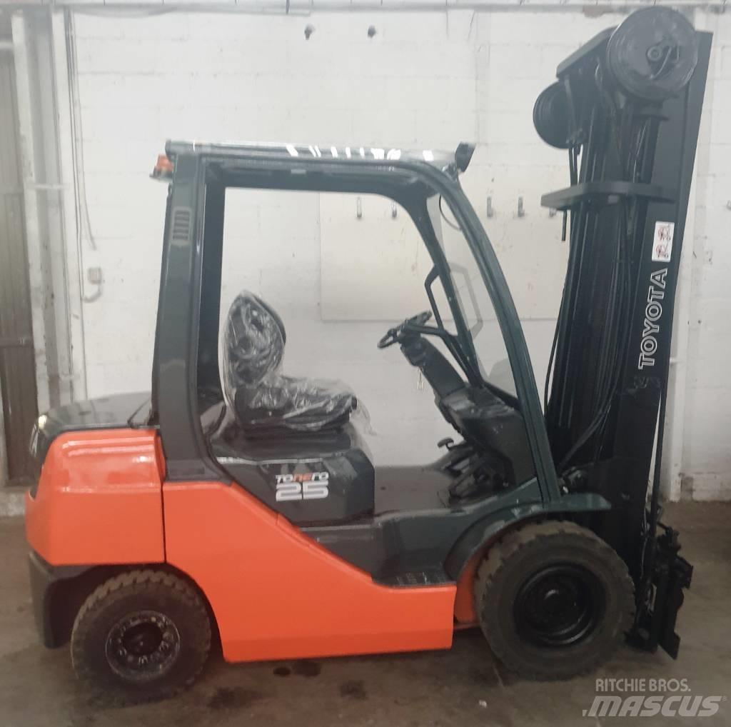 Toyota 52-8 FD 25 Dieselové vozíky