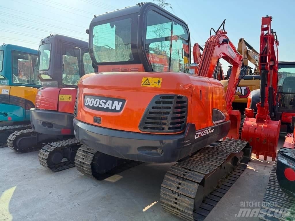 Doosan DX 60 Mini rýpadlá < 7t