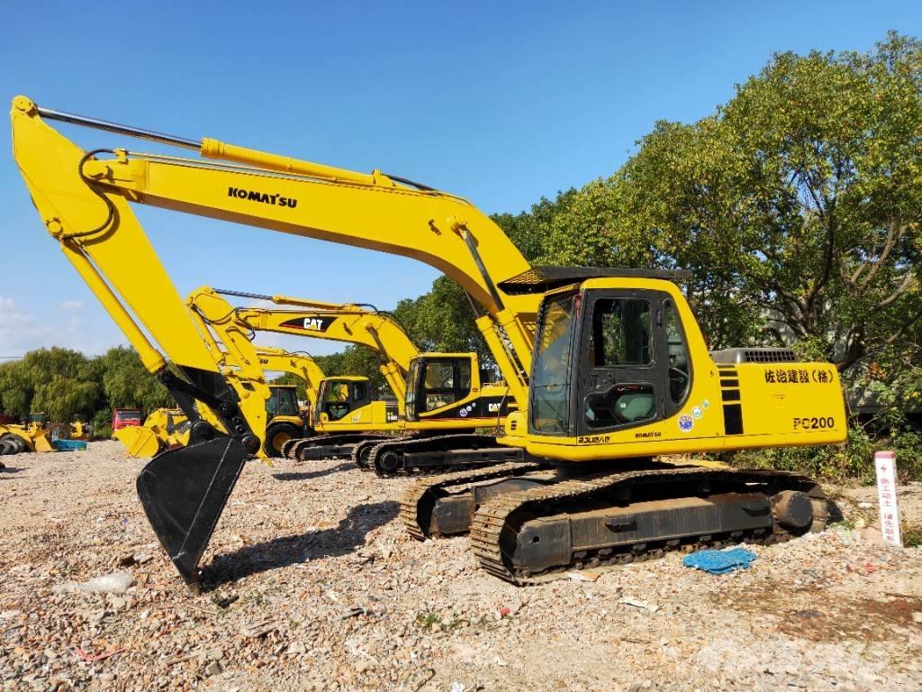 Komatsu PC200-6 Pásové rýpadlá