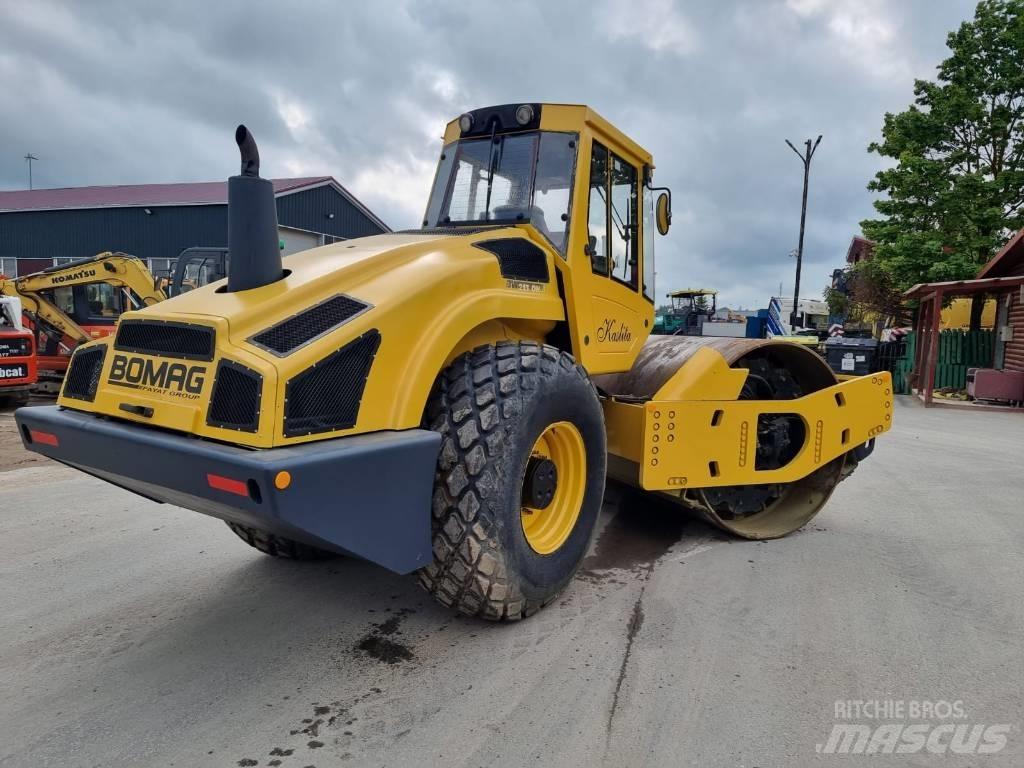 Bomag BW 213 D H-4 Ťahačové valce