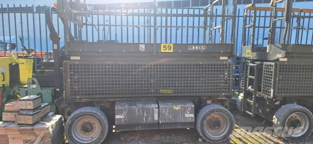 JLG M 3369 Nožnicové zdvíhacie plošiny