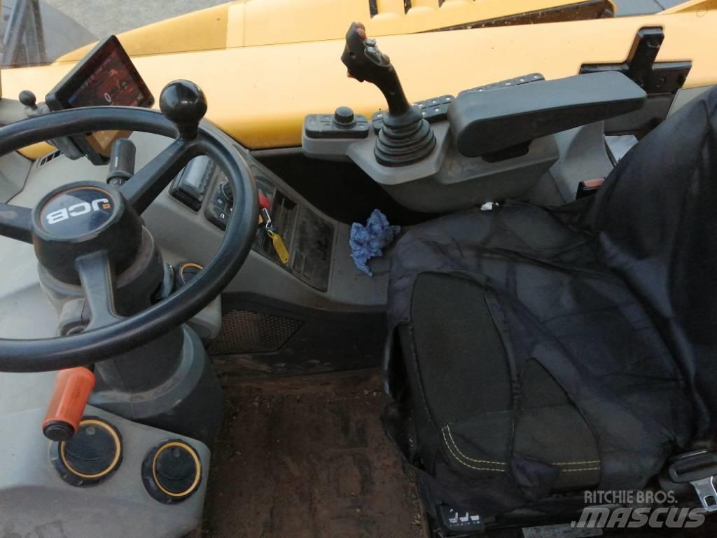 JCB 560-80 Teleskopické manipulátory