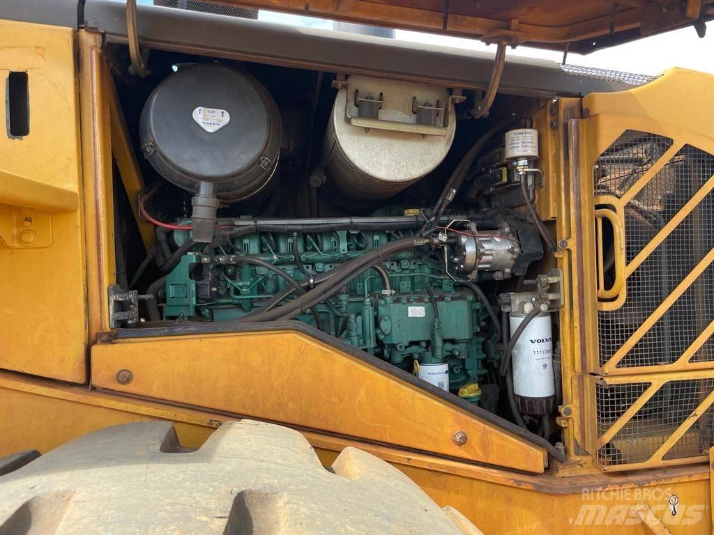 Volvo L 110 F Kolesové nakladače