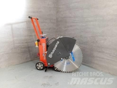 Husqvarna FS 600E Píly na betón a kameň