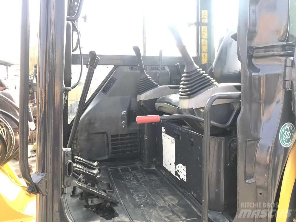 Komatsu PC 55 Pásové rýpadlá