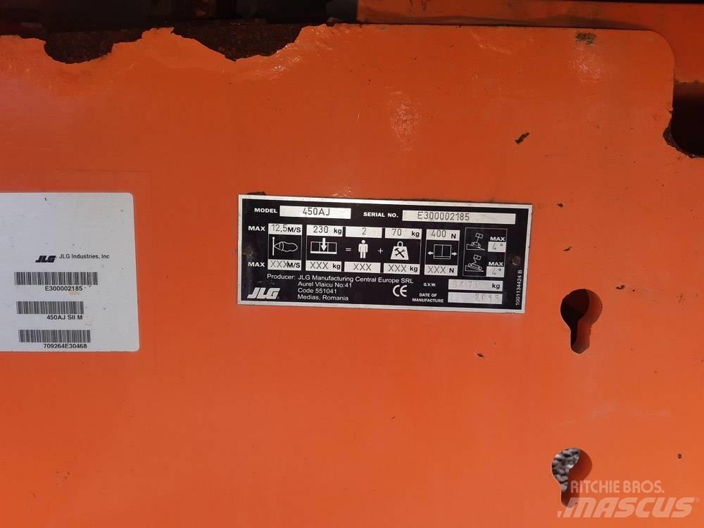 JLG BOOM LIFT Kĺbové plošiny