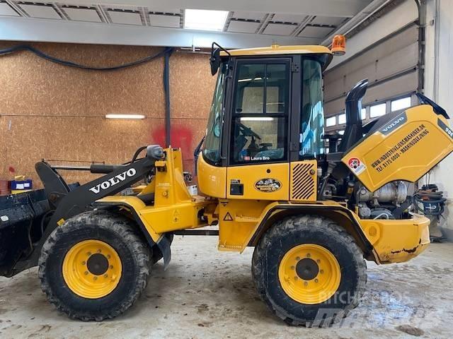 Volvo L 30 G Kolesové nakladače