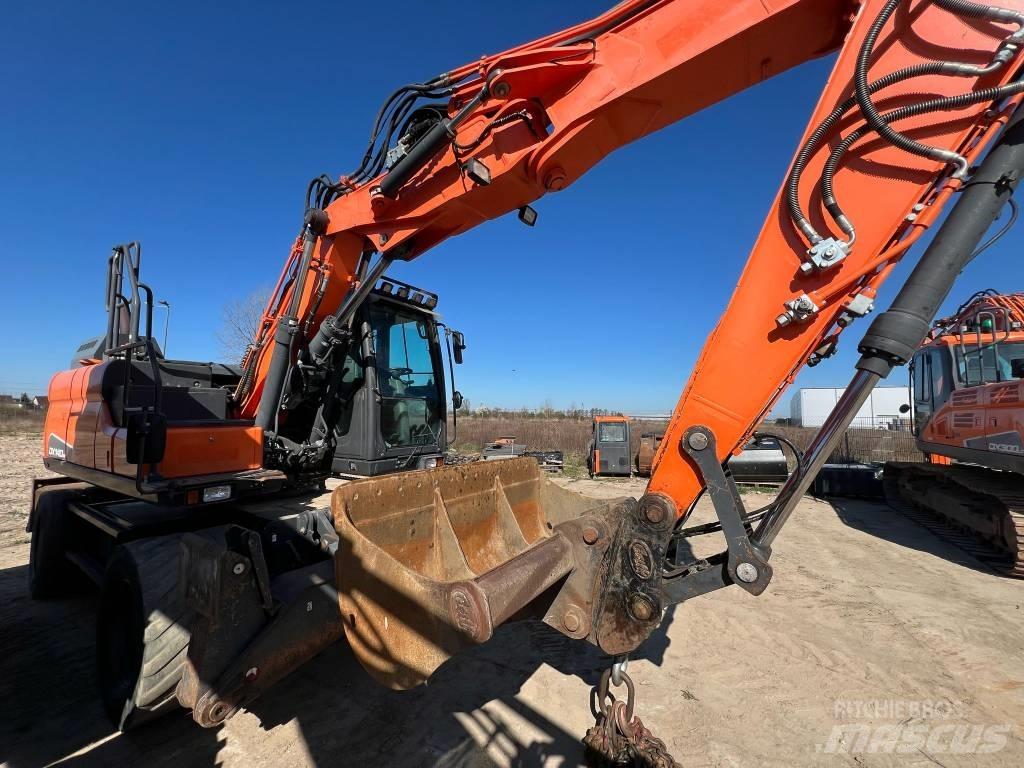 Doosan DX140W-5 Kolesové rýpadlá