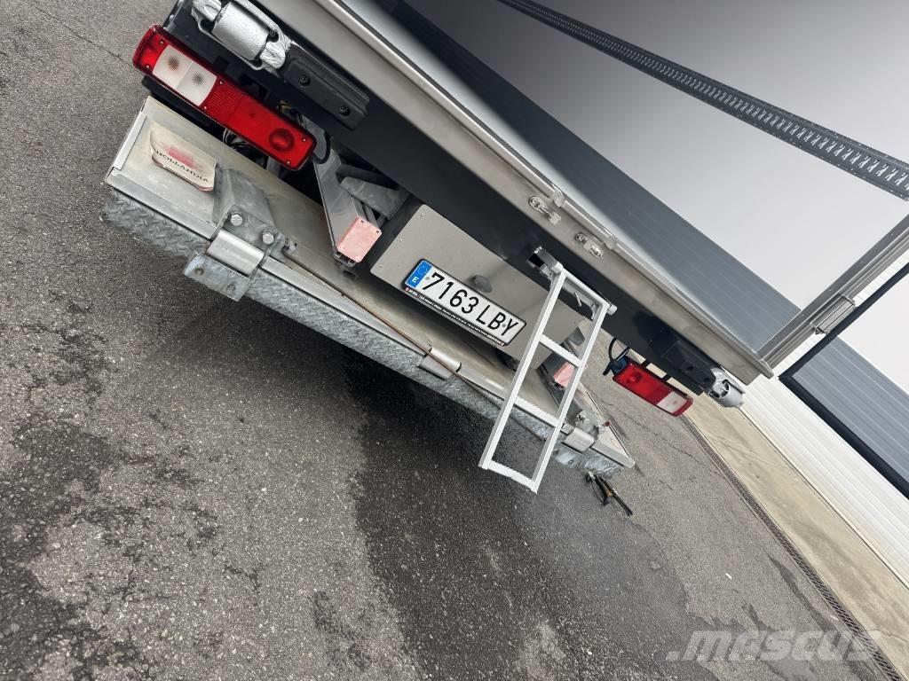 Renault D 26 Wide Chladiarenské nákladné vozidlá