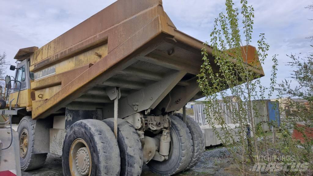 CAT 771D Pevné dempry
