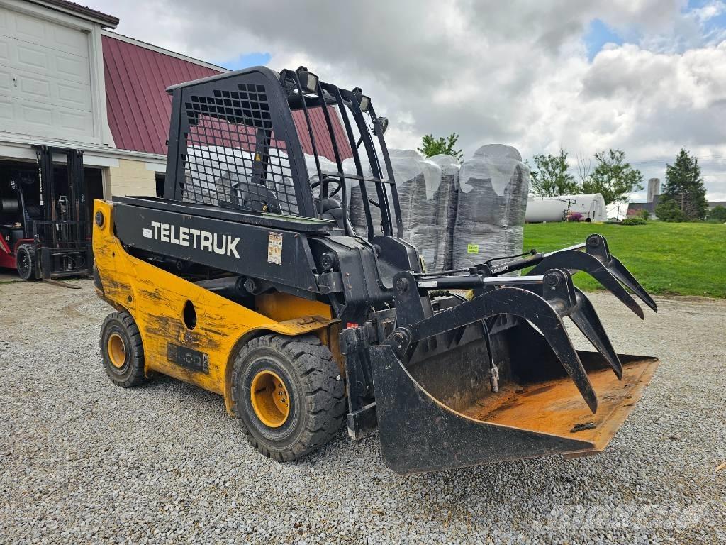 JCB Teletruk 30 D Terénne vysokozdvižné vozíky