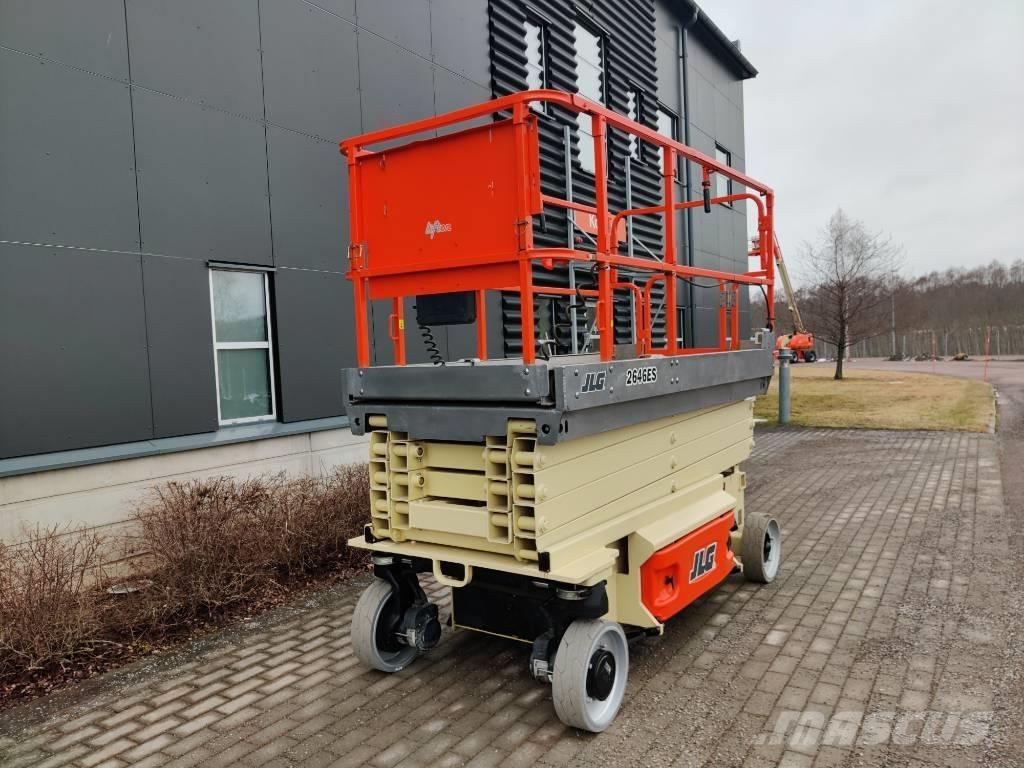 JLG Saxlift 2646 ES Vertikálne stĺpové výťahy