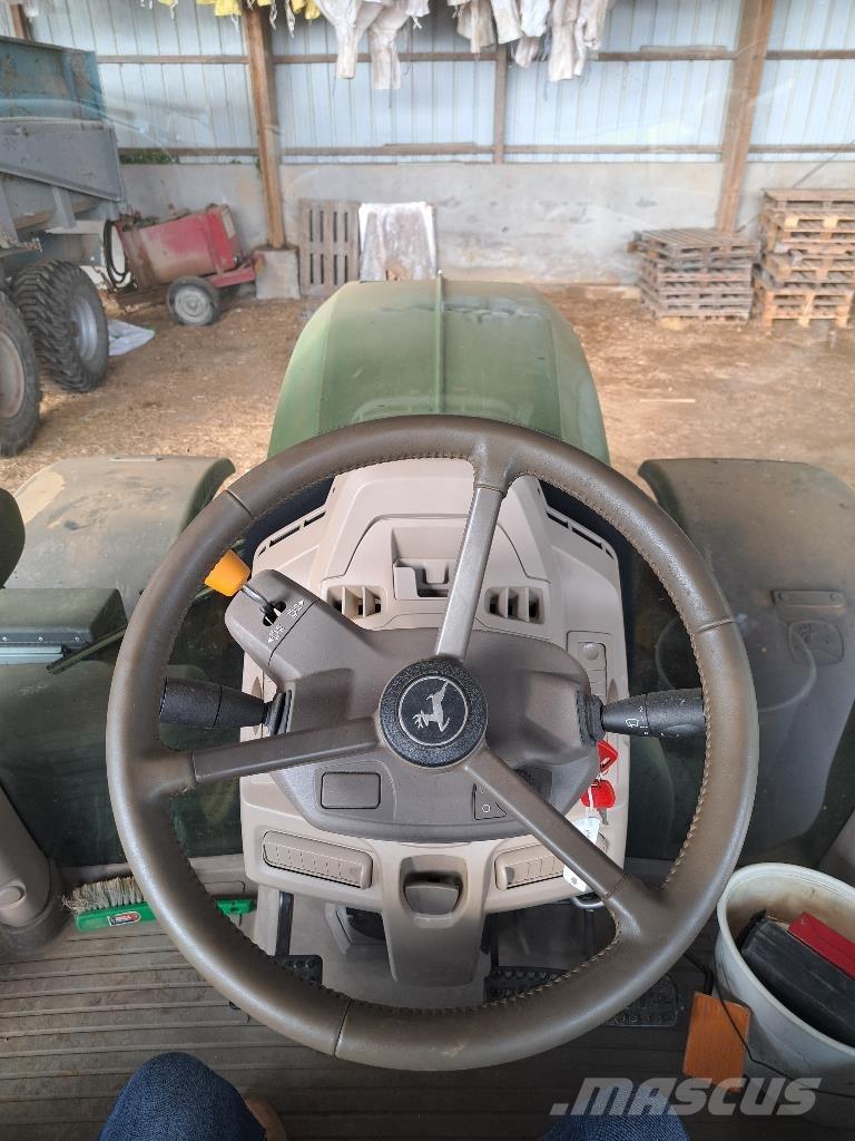 John Deere 6R 195 Traktory