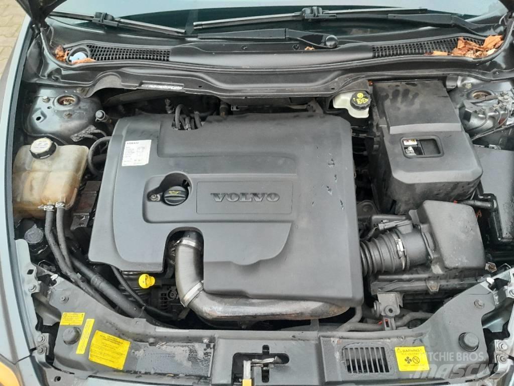 Volvo 1.6 D momentum Automobily