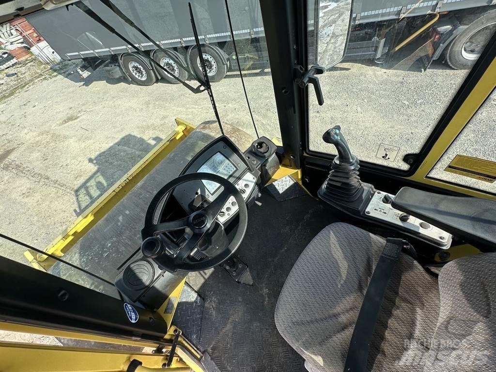 Bomag BW213-DH4 Ťahačové valce