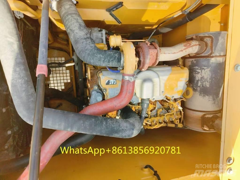 CAT 320 Pásové rýpadlá