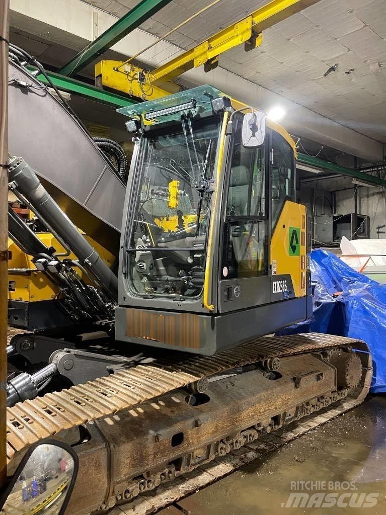 Volvo ECR 235 E Pásové rýpadlá