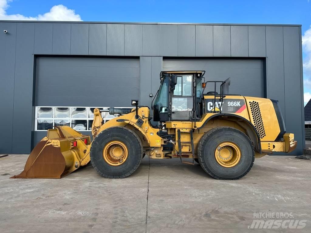 CAT 966 K Kolesové nakladače