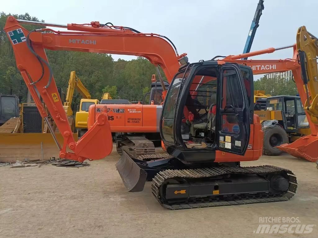 Hitachi ZX 75 Midi rýpadlá 7 t - 12 t