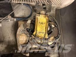 Darda / Brokk CC320 Frézy, nožnice