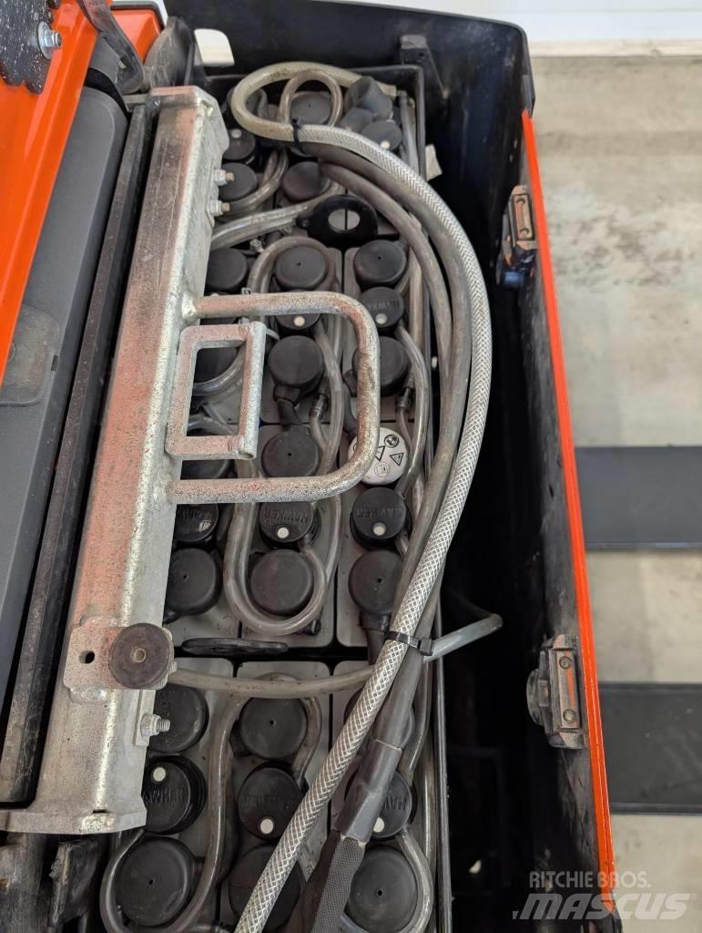 Toyota 10794 LPE200 Akumulátorové vozíky