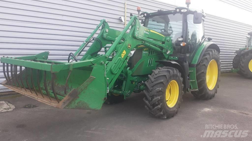 John Deere 6110 R Traktory